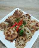 Củ sen kẹp thịt bò chiên giòn