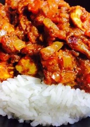 A picture of Aromatic Coriander Chicken Curry.