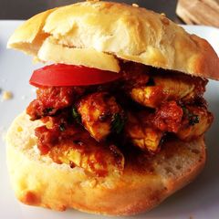 A picture of Chicken Curry Buns.