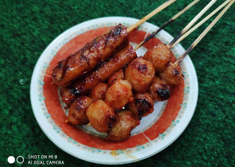 Bakso dan Sosis Bakar Madu