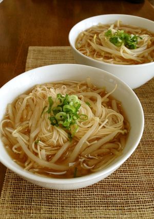 A picture of Satisfying Bean Sprout Somen Noodles.