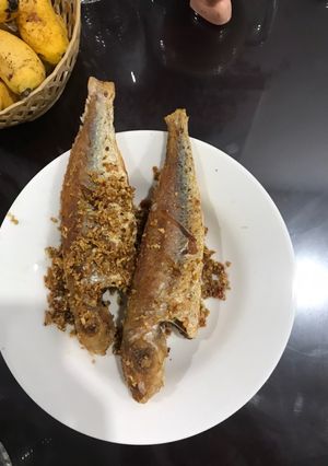 Hình của món Cá hường chiên sả.