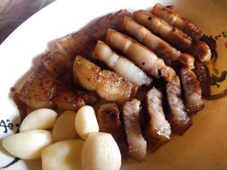 超簡單！煎椒鹽五花肉(三層肉)