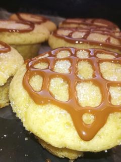 Una foto de Muffins de vainilla con dulce de leche