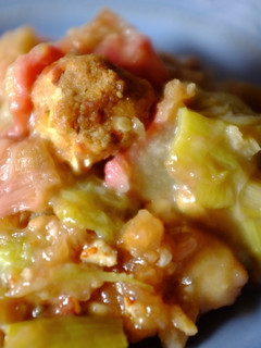 A picture of Rhubarb Crumble.
