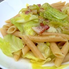 A picture of Spring Cabbage and Bacon Pasta.
