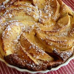 A picture of Apple Clafouti.