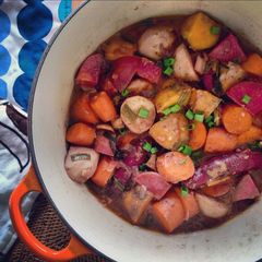 A picture of Root Vegetable Stew with Red Wine (Vegan).