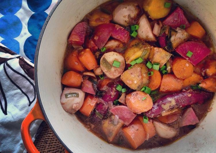 Steps to Make Perfect Root Vegetable Stew with Red Wine (Vegan)