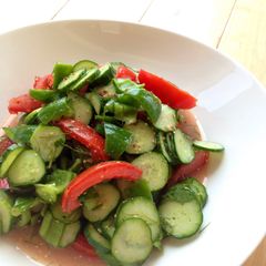 A picture of German Cucumber Salad.