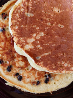 A picture of Blueberry Yoghurt Pancakes.