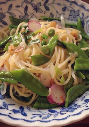 A picture of Snow Pea Peperoncino Pasta.