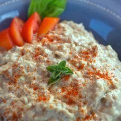 A picture of Roasted Garlic Baba Ganoush.