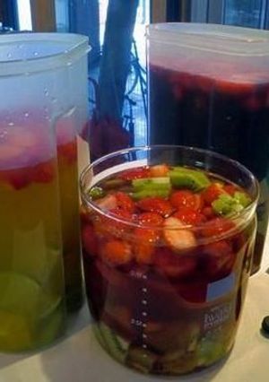 A picture of Summery Sangria.