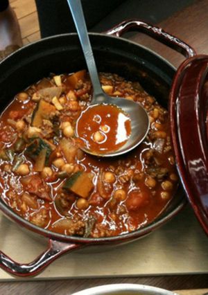 A picture of Homemade Chili with Kidney Beans & Beef.