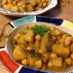 A picture of Chickpea Curry with Butternut Squash and Potatoes .