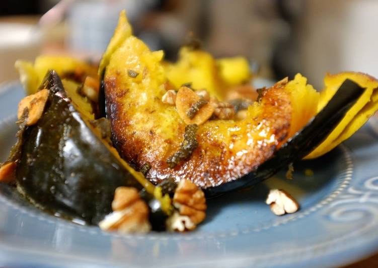 Cumin Rubbed Roasted Acorn Squash with Sage Garlic Butter