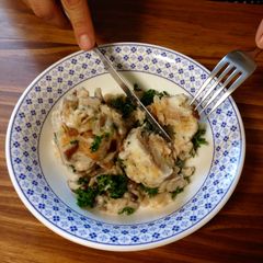 A picture of Semmelknödel (German Bread Dumplings).