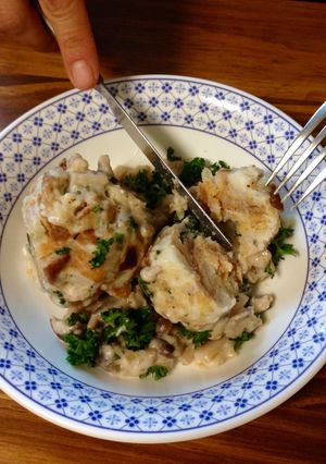 A picture of Semmelknödel (German Bread Dumplings).