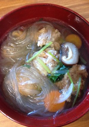 A picture of Thai Vermicelli Soup with Pork & Shrimp Meatballs .