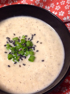 A picture of Roasted Sunchoke (Jerusalem Artichoke) Soup.