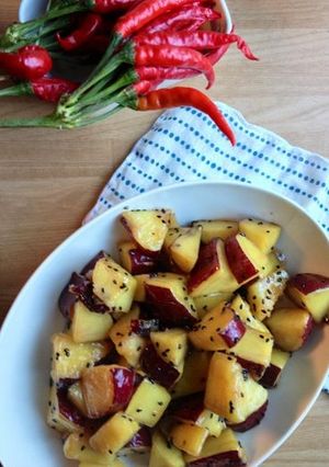 A picture of Daigaku Imo: Caramelized Japanese Sweet Potatoes.