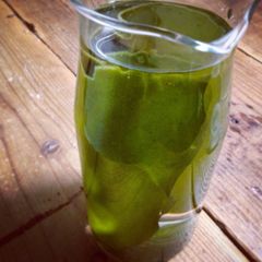 A picture of Japanese Kombu Dashi (Kelp Stock).