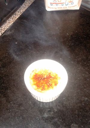 A picture of easy creme brulee.