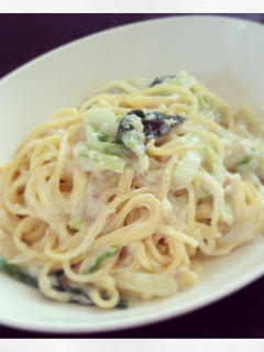 A picture of Easy Cream Pasta with White Sauce.