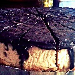A picture of Banana & Peanut Butter Baked Cheesecake.