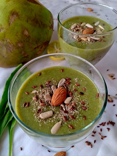 A picture of Spinach psyllium coconut smoothie with FSA.