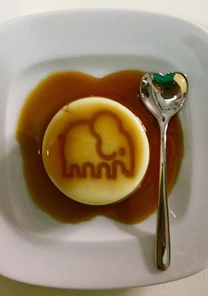 Hình của món Bánh Flan caramen .