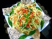 A picture of gỏi tôm khô