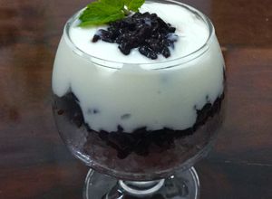 Hình của món Cơm rượu nếp cẩm sữa chua.