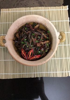 Hình của món Cá bống trứng kho khô.
