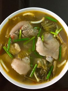 Hình của món Dưa cải nấu giò heo.