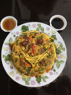 Hình của món Cơm chiên ngũ sắc.