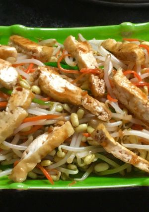 Hình của món Giá trộn.