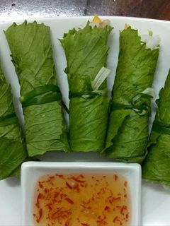 Hình của món Cuốn diếp với cơm rượu.