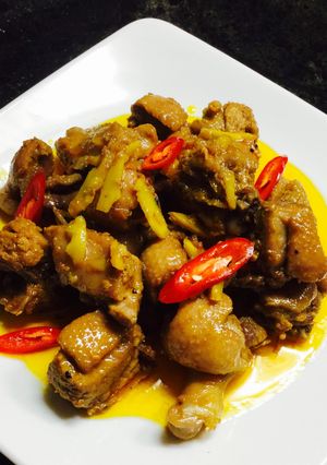 Hình của món Vịt kho gừng.