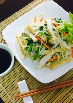 Hình của món Bún gạo xào chay.
