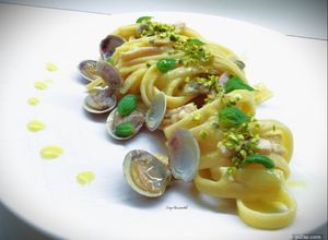 Foto di Scialatielli con pescespada, lupini e crema di datterini