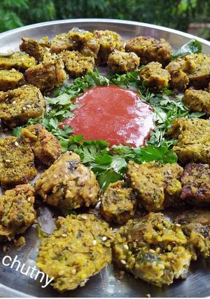 A picture of Methi Muthiya.