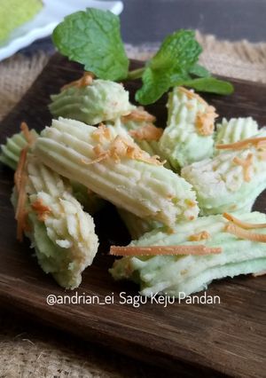 Foto resep Sagu Keju Pandan 2 Warna (Putih Telur)