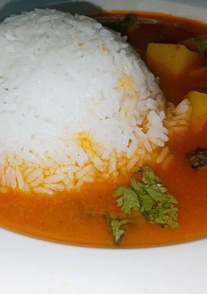 A picture of Aloo tamatar ke subji.