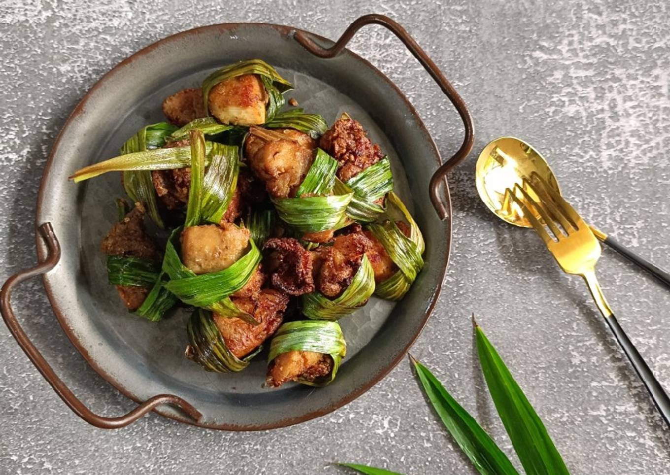 GAI TOD (Thai Style Fried Chicken)