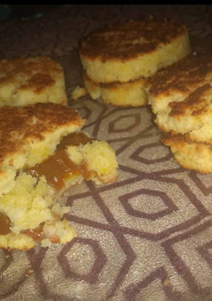 Una foto de Alfajores de coco