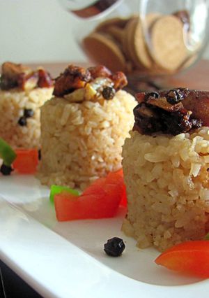 A picture of Philippine Chicken Adobo.