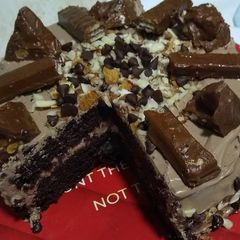 A picture of Almond toblerone cake.