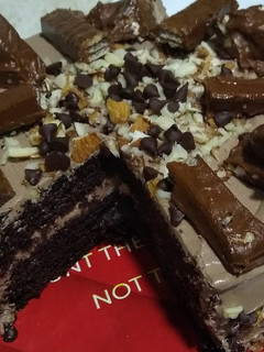 A picture of Almond toblerone cake.